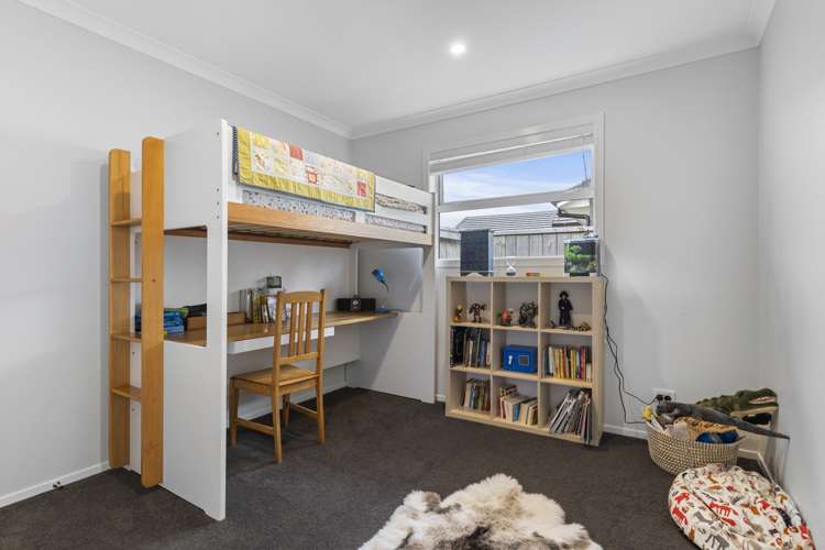 51 Hastings Road Pyes Pa_16