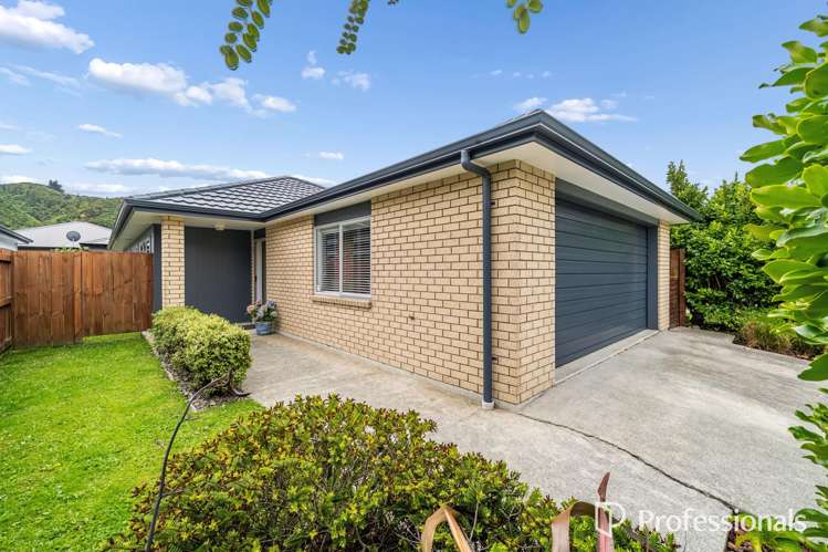 98 Farmer Crescent_0