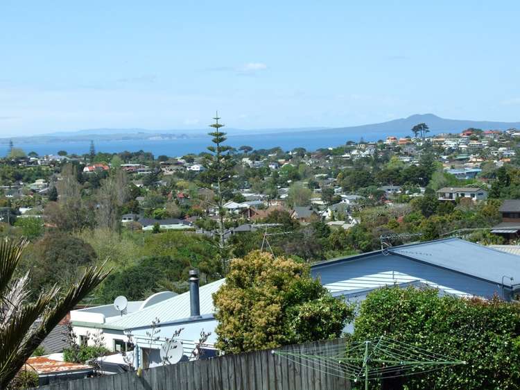 7b Monyash Road Manly_9