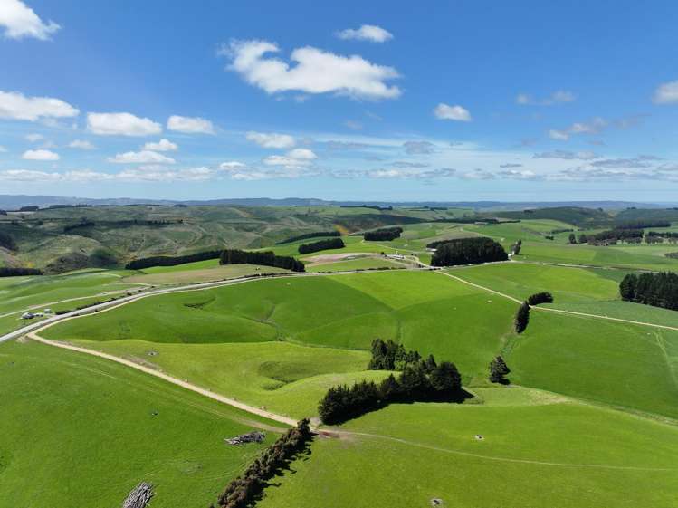 Hillend Road and Falla Burn Road Hillend_19