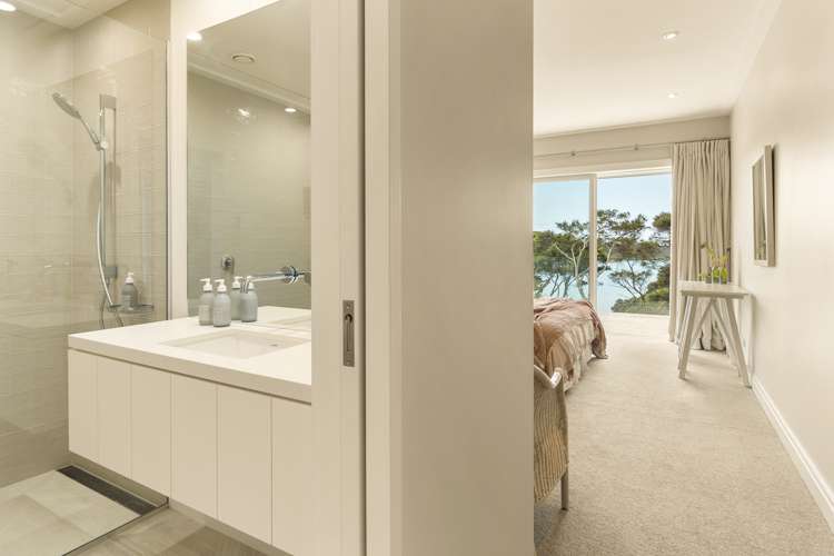 729 Orapiu Road Waiheke Island_22