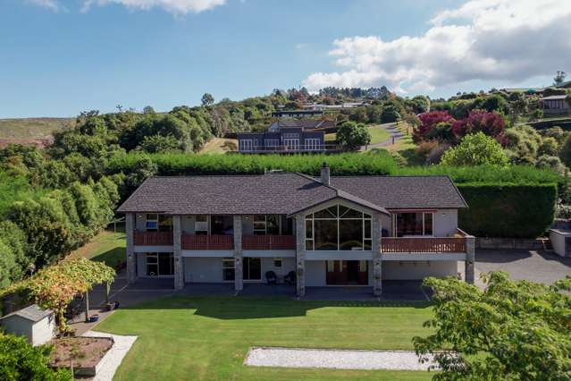 Premium lodge estate with income potential