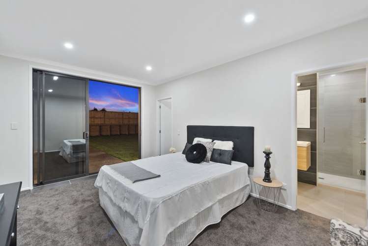 9 Waireka Road Rototuna North_18