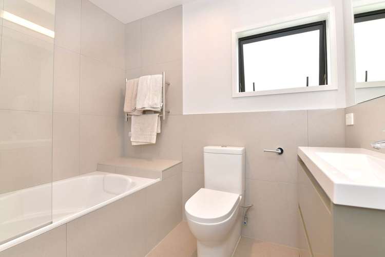 48 Duncansby Road Stanmore Bay_11