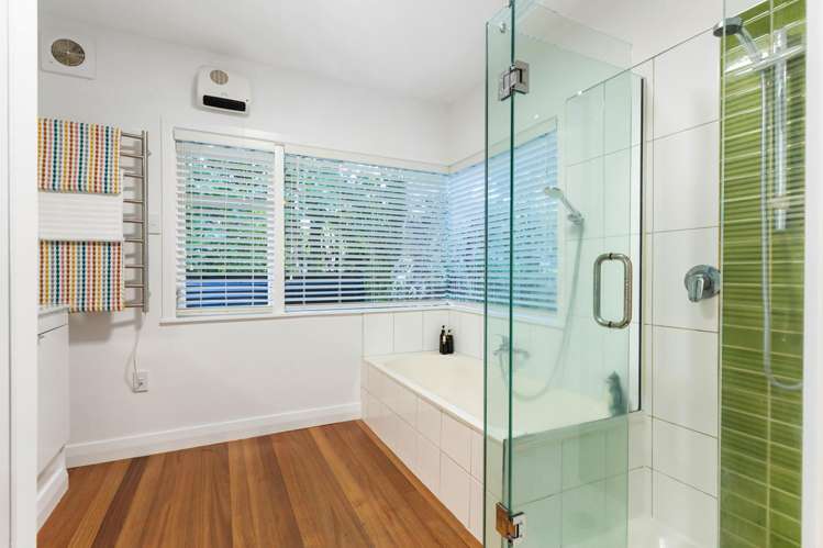 56 Sylvan Valley Avenue Titirangi_17