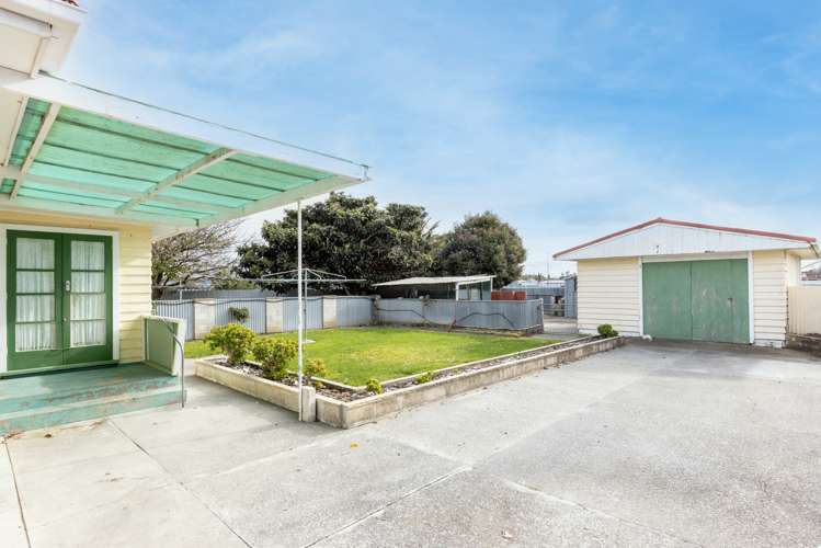 39 Morris Spence Avenue Onekawa_13