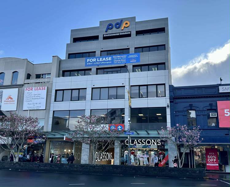 235 Broadway_0