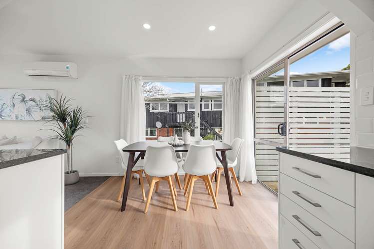 21 Howard Hunter Avenue St Johns_8