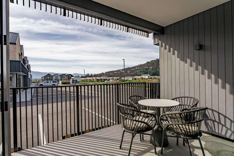 Apt 16, 7 Northlake Drive Wanaka_11