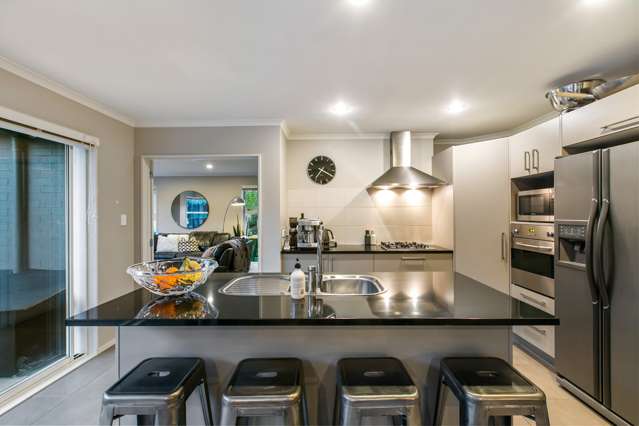 14 Chateau Rise Flat Bush_3