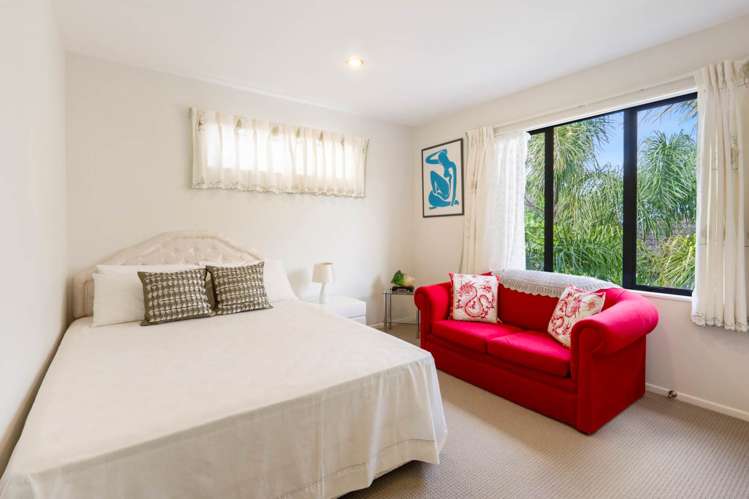 44B Bradbury Road Botany Downs_9