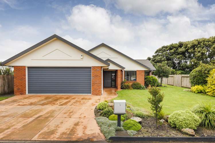 20 Henley Court Highbury_19