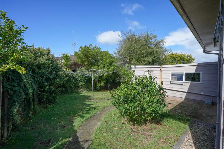 5 Leonard Place Dinsdale_12