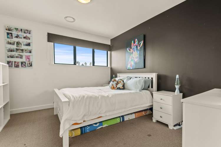 6 Banksia Grove Milson_18