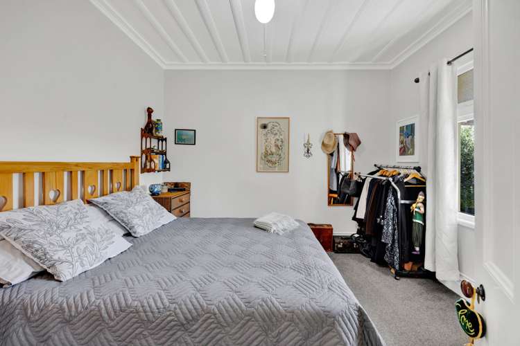 77 Swansea Road Stratford_12