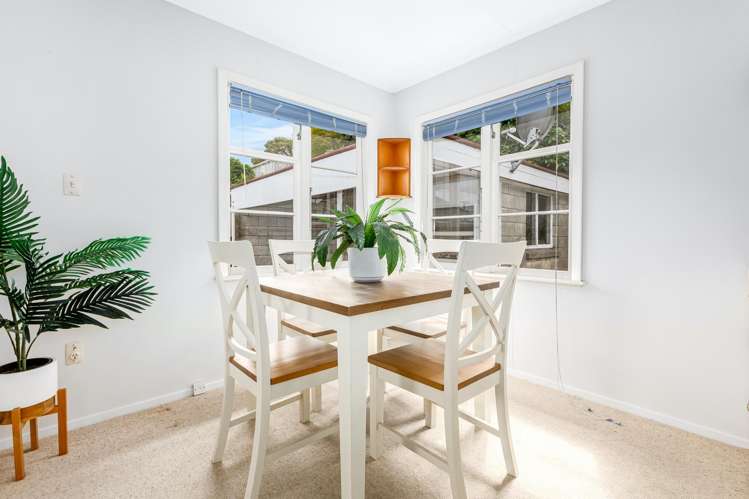 35 Castlerea Street Wainuiomata_6