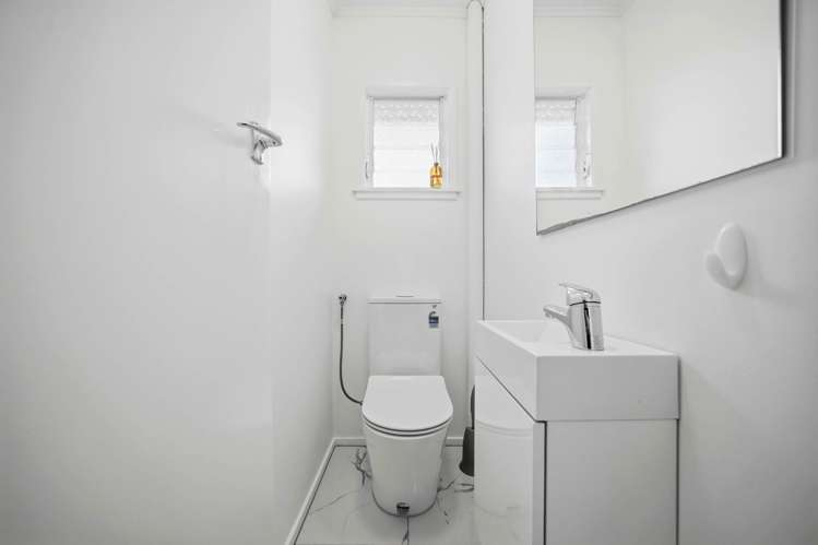 2/25 Dominion Street Takapuna_9