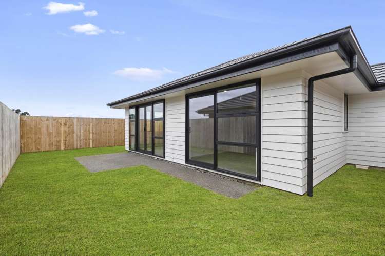 7 Bourn Heath Drive 2612_13