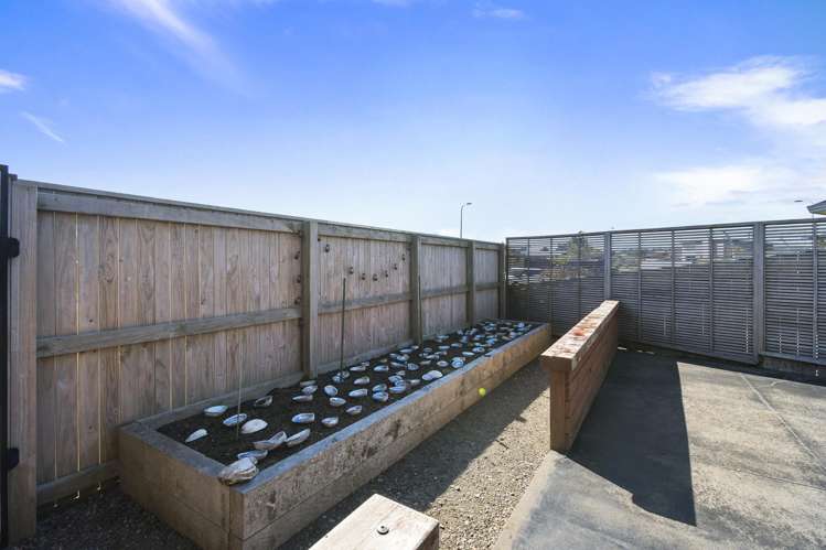 42 Peter Hall Drive Kelvin Grove_25