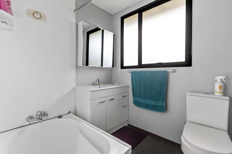 26 Heathdale Crescent Papakura_6