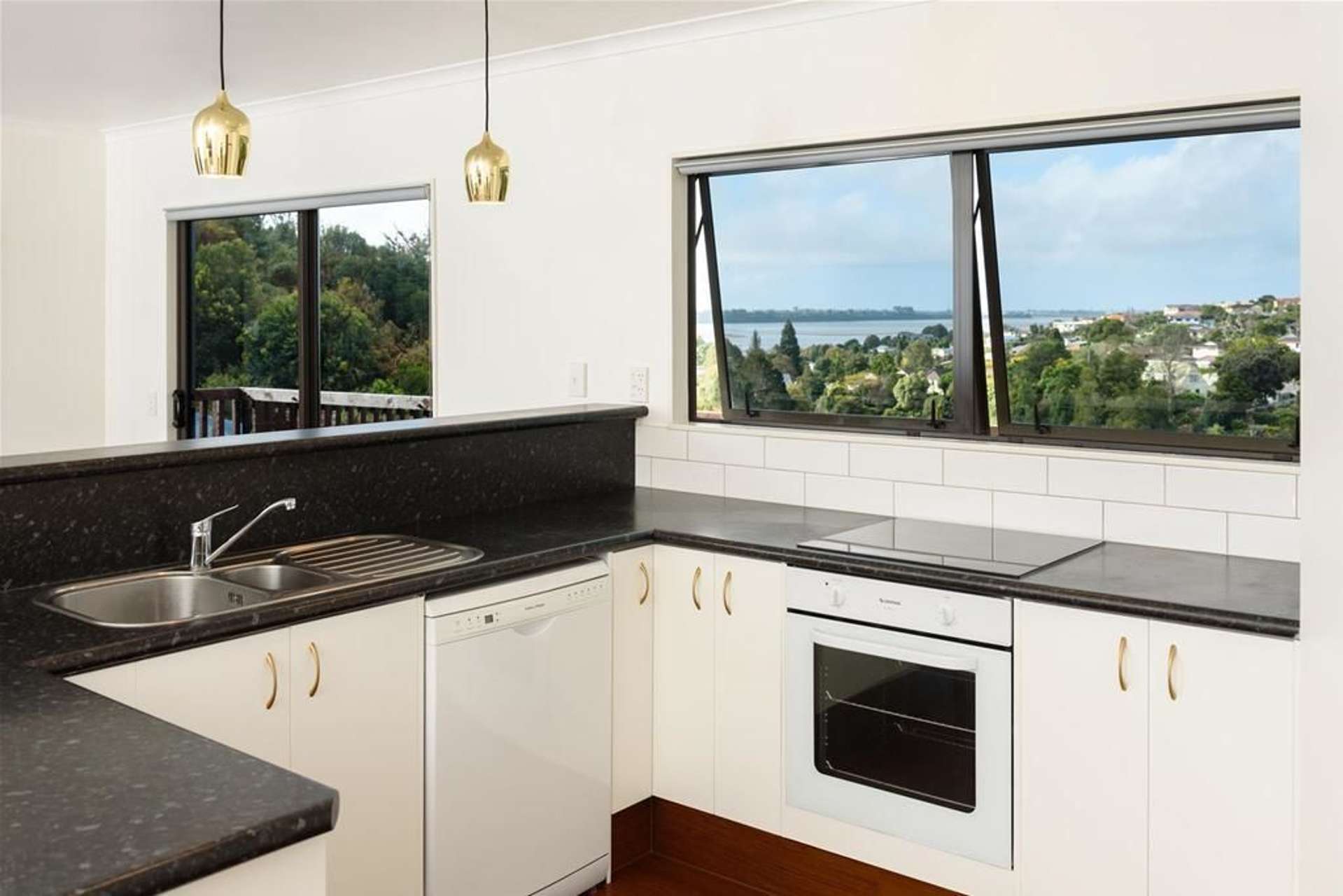 25 Bateleur Close Welcome Bay_0