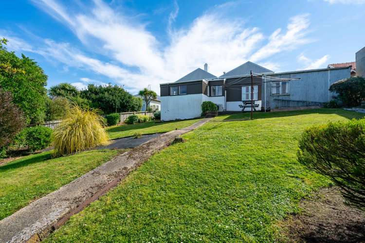 24 Dundonald Street Tainui_17