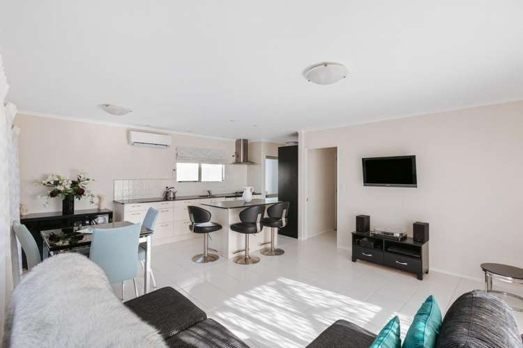 84 Esmeralda Street Welcome Bay_8