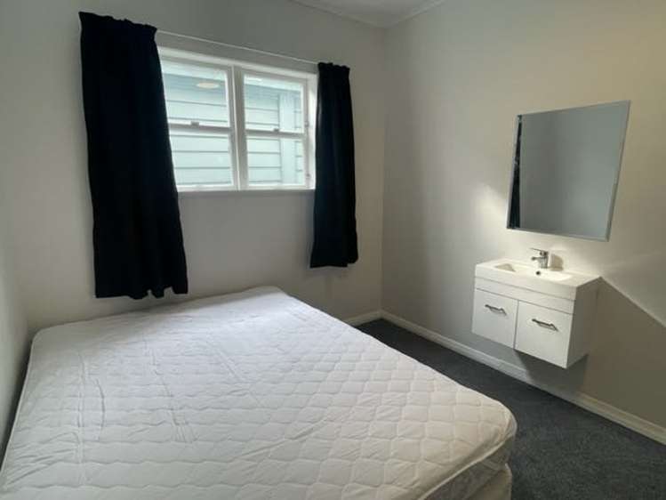 58 Thompson Street Mount Cook_10