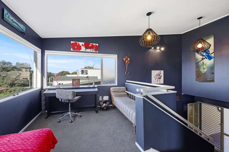 49 Torkar Road Clarks Beach_22