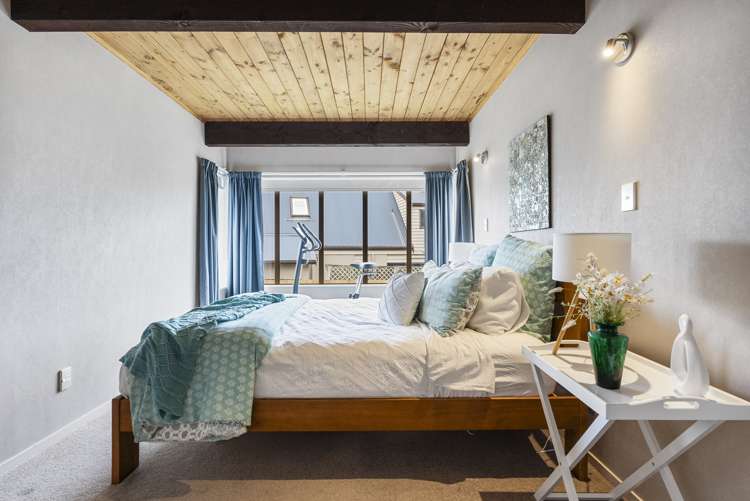 1 Adonis Place Half Moon Bay_17