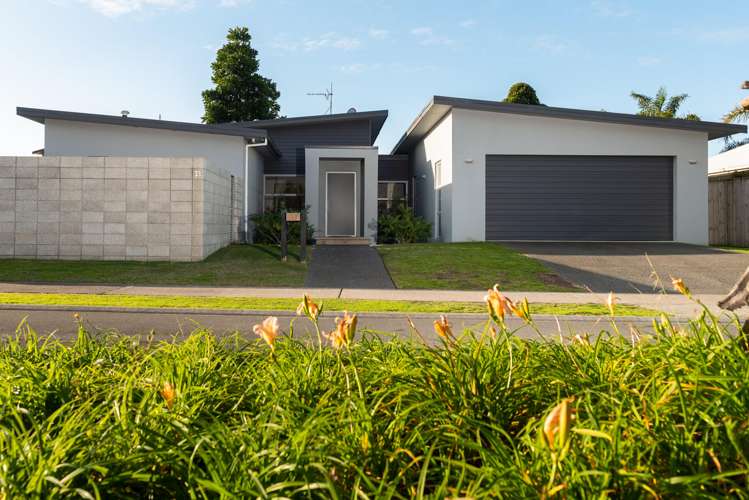 33 Pompano Key Papamoa_0