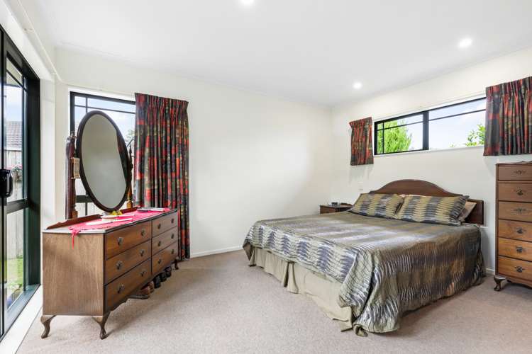 83 Wiltshire Drive Huntington_14