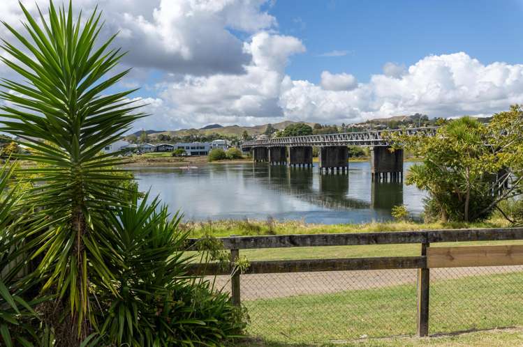 15 George Clay Place Huntly_0