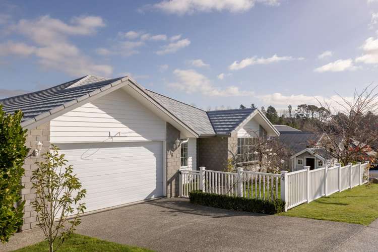 44 Puhirake Crescent Pyes Pa_5