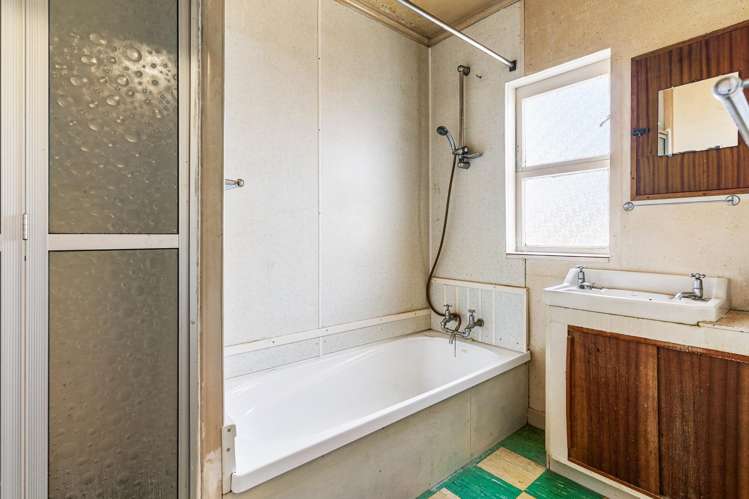 36 Heathcote Road Castor Bay_11