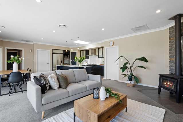 70 Stott Drive Darfield_1