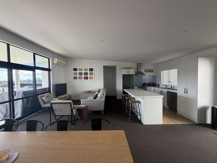 24 Panorama Parade Pauanui_5