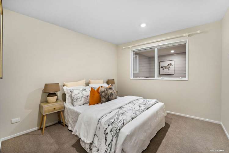 251 Murphys Road Flat Bush_16