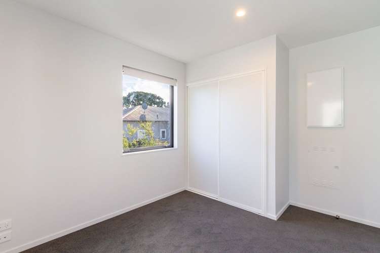 2/55 Opawa Road Waltham_11