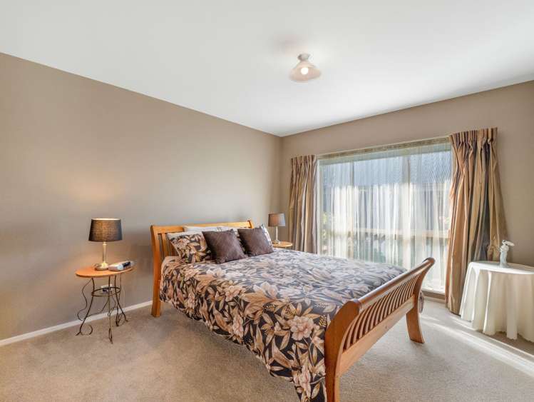 16 Heathridge Place Lincoln_19