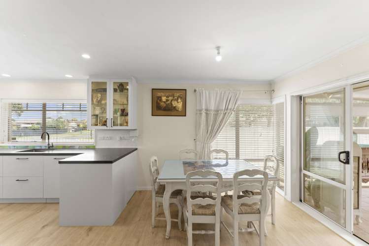 79 Riverton Drive Randwick Park_2