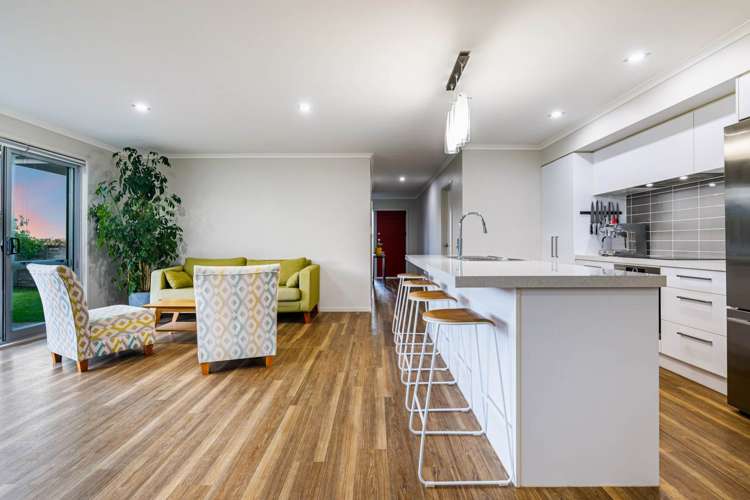 48 Beachwood Drive Hatfields Beach_14