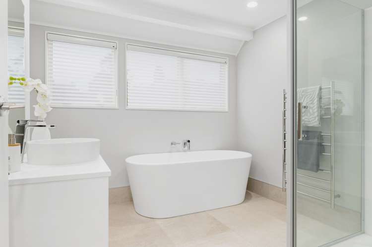 9 River Oaks Place Pukete_31