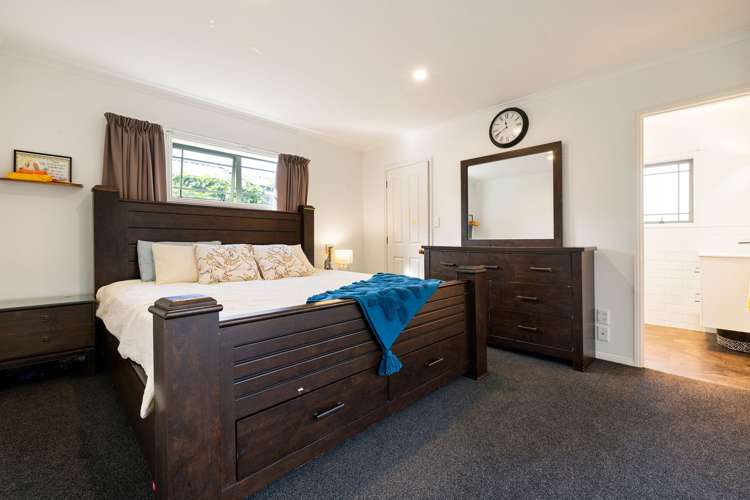 6 Bouverie Crescent Flagstaff_14