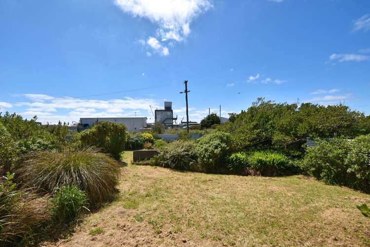 41 Blackwater Street Bluff_10