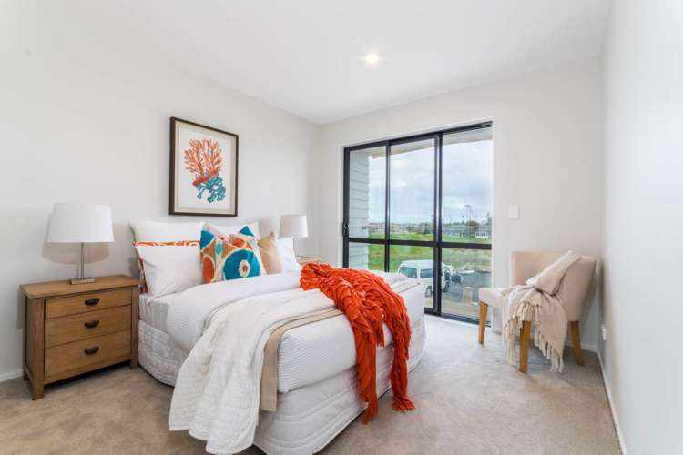 15 Irving Place Hobsonville_11