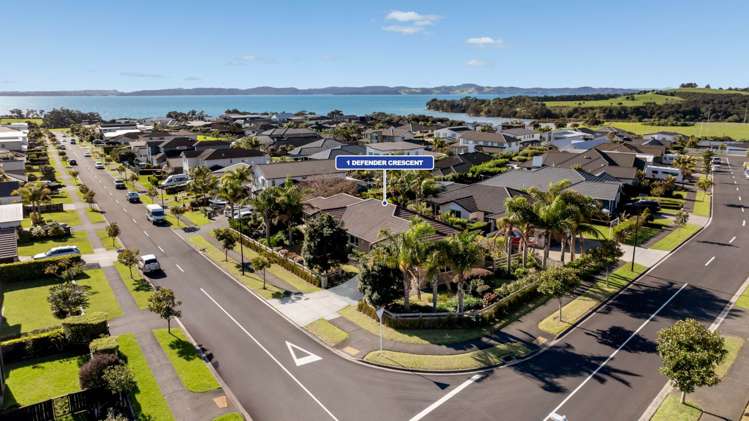 1 Defender Crescent Beachlands_22