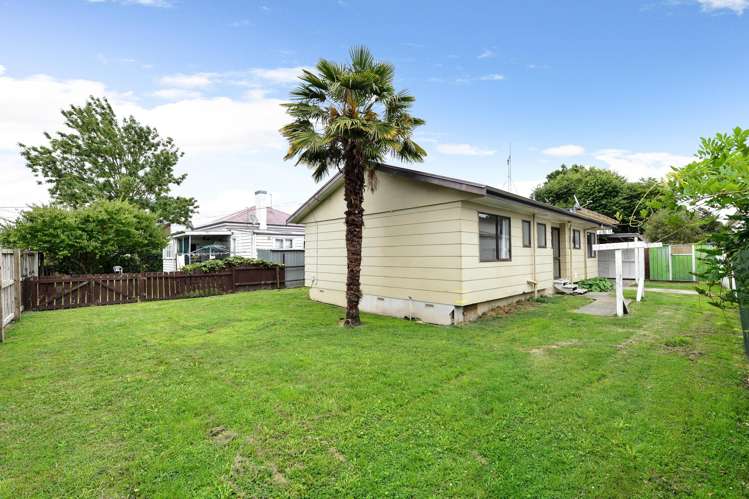 27A Wellington Street Hamilton East_20