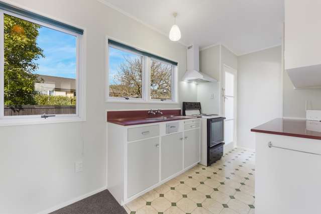 2/25 Kipling Crescent Stoke_4