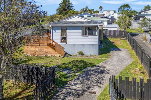 24 Fitzherbert Avenue West Harbour_1